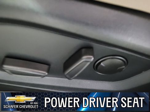 Used 2022 Ford Explorer XLT image 30