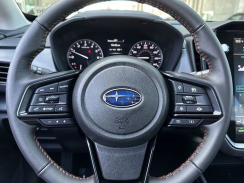 Used 2025 Subaru Crosstrek 2.5i Limited w/ Popular Package #4A image 25