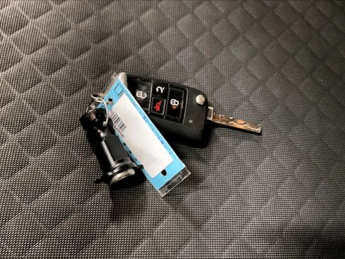 Used 2021 Volkswagen Tiguan S AWD/4WD image 14