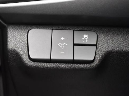 Used 2023 Kia Rio S image 21