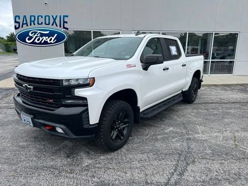 Used 2020 Chevrolet Silverado 1500 LT Trail Boss AWD/4WD image 24