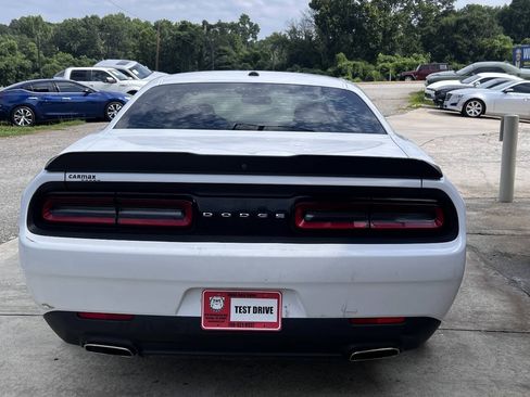 Used 2019 Dodge Challenger SXT w/ Blacktop Package RWD image 5