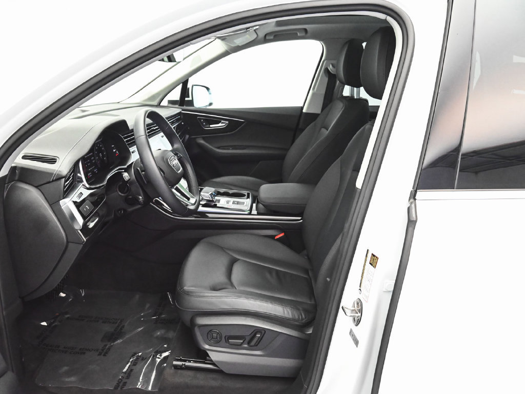 Used 2023 Audi Q7 2.0T Premium Plus w/ Premium Plus Package AWD/4WD image 32