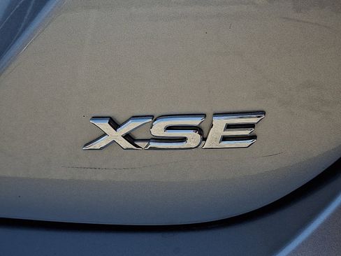 Used 2024 Toyota Camry XSE w/ Navigation Package image 31