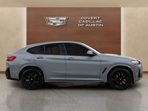 Used 2022 BMW X4 xDrive30i w/ M Sport Package 2 AWD/4WD image 5
