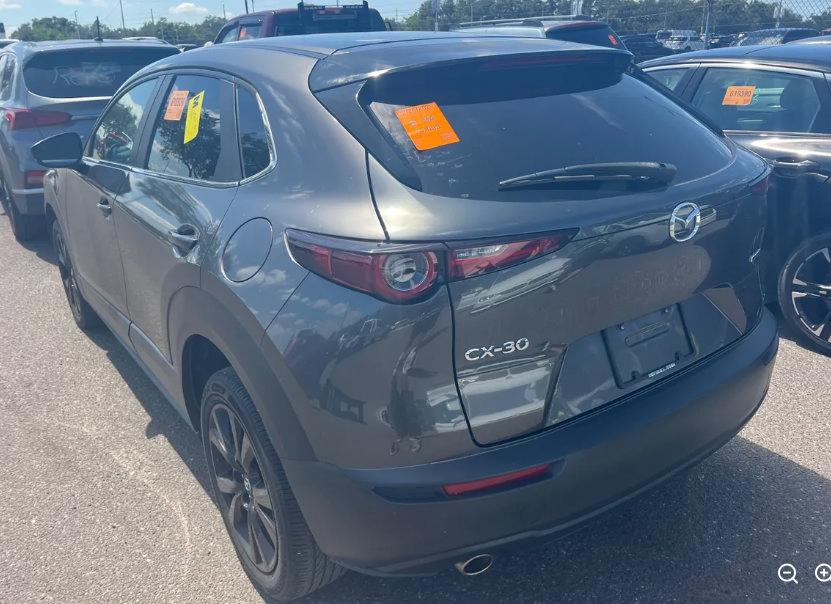 Used 2021 MAZDA CX-30 FWD 2.5 S w/ Select Package image 2