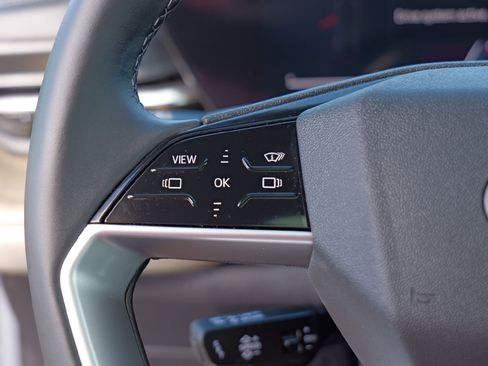 Used 2025 Audi Q5 Premium Plus w/ Premium Plus image 12