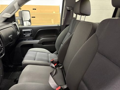 Used 2017 Chevrolet Silverado 1500 LT w/ All Star Edition AWD/4WD image 21