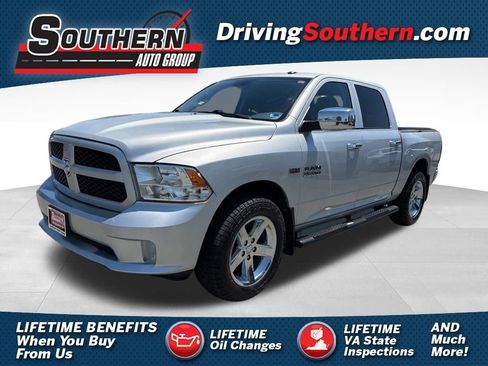 Used 2018 RAM 1500 Express w/ Express Value Package AWD/4WD image 1