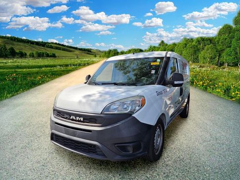 Used 2019 RAM ProMaster City Tradesman FWD image 3