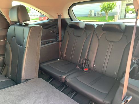 Used 2024 Kia Sorento S AWD/4WD image 26