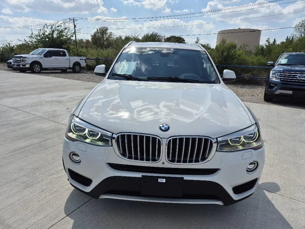 Used 2016 BMW X3 xDrive28i AWD/4WD image 3