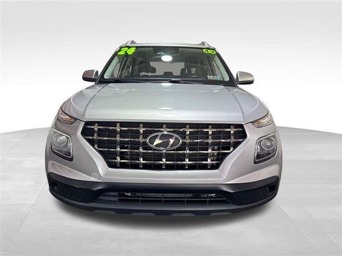 Used 2024 Hyundai Venue SEL FWD image 22