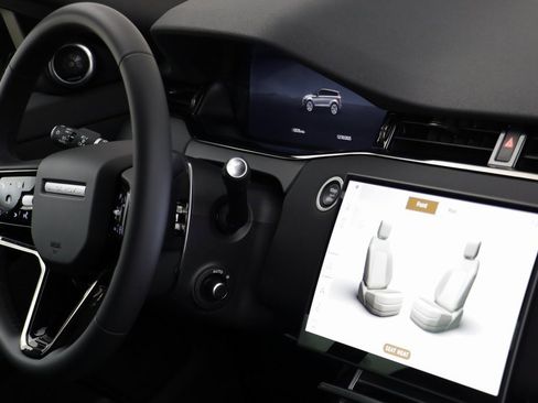 Used 2026 Land Rover Range Rover Evoque S image 22