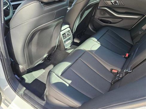 New 2026 BMW 330i Sedan w/ M Sport Package image 15