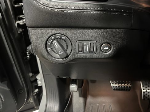 Used 2023 Dodge Challenger GT w/ Plus Package image 24