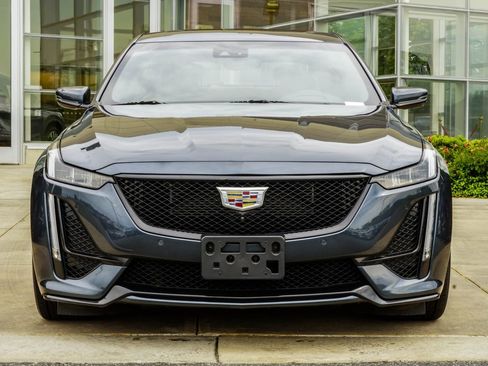 Used 2022 Cadillac CT5 V w/ Platinum Package AWD/4WD image 7