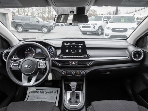 Used 2021 Kia Forte LXS FWD image 2