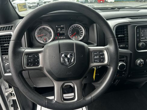 Used 2024 RAM 1500 Warlock AWD/4WD image 11