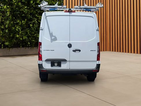 Used 2019 Mercedes-Benz Sprinter 2500 image 25