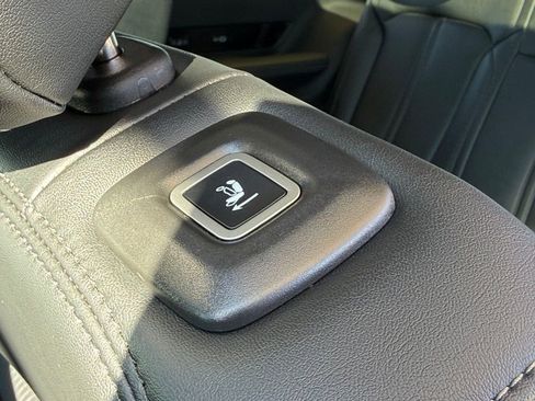New 2026 Jeep Grand Wagoneer Summit w/ Premium Group III AWD/4WD image 35