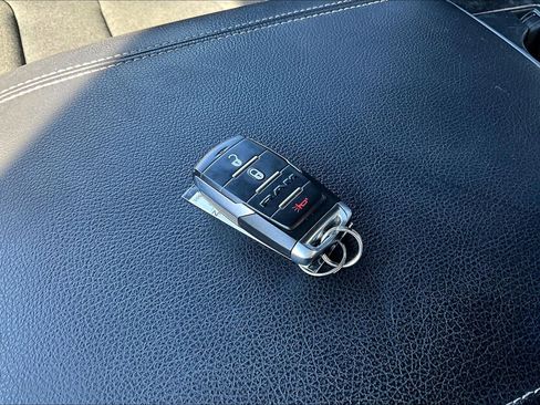 Used 2022 RAM 1500 Big Horn image 36