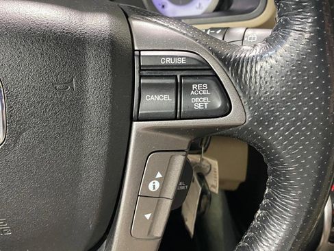 Used 2015 Honda Pilot Touring image 21