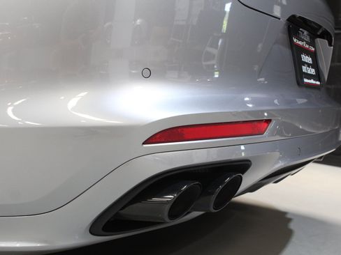 Used 2022 Porsche Panamera GTS AWD/4WD image 12