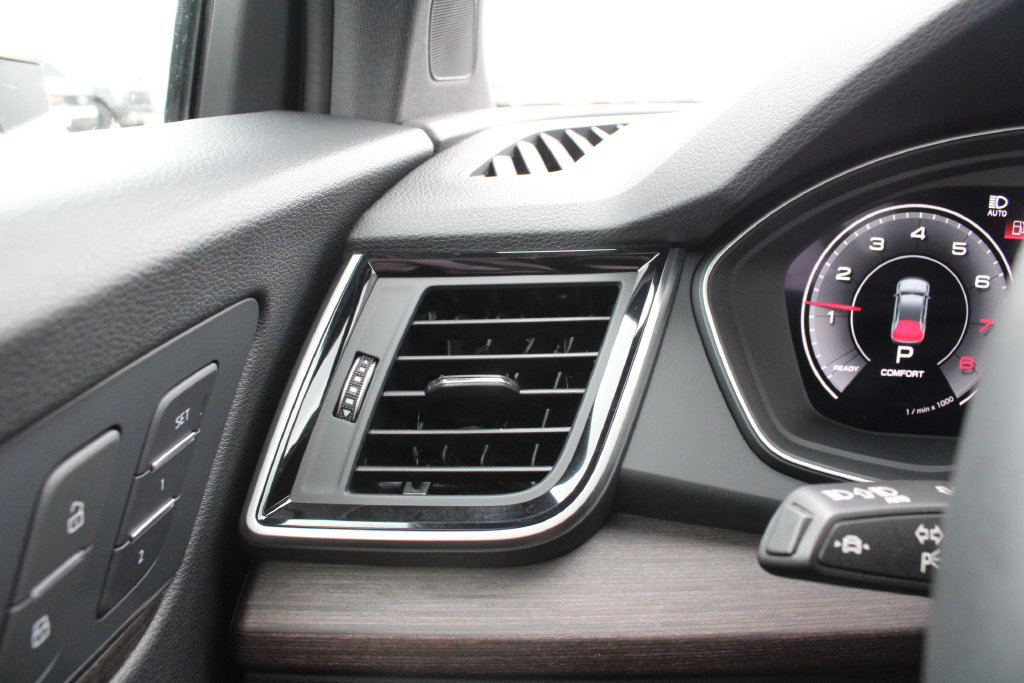 Used 2025 Audi Q5 2.0T Premium Plus AWD/4WD image 10