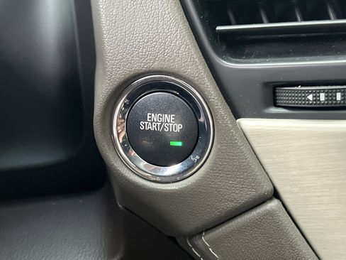 Used 2017 GMC Yukon XL Denali w/ Open Road Package image 31