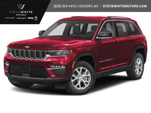 Used 2024 Jeep Grand Cherokee Laredo w/ Luxury Tech Group I AWD/4WD image 1