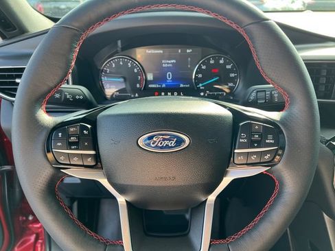 Certified 2023 Ford Explorer ST-Line w/ Class IV Trailer Tow Package AWD/4WD image 15