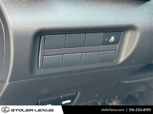 Used 2023 Nissan Kicks SR w/ SR Premium Package image 23