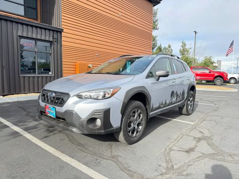 Used 2021 Subaru Crosstrek 2.5i Sport w/ Moonroof Package AWD/4WD image 1