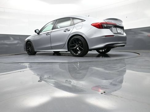 Certified 2024 Honda Civic Sport image 30