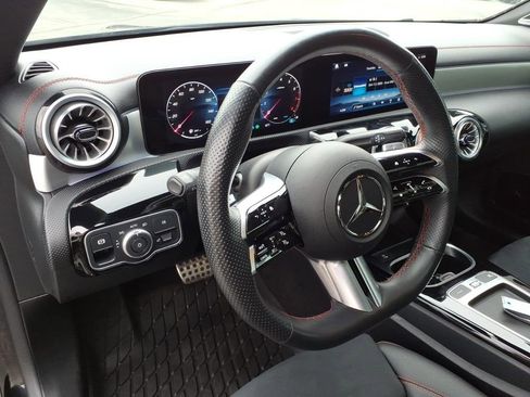 Certified 2024 Mercedes-Benz CLA 250 4MATIC image 16