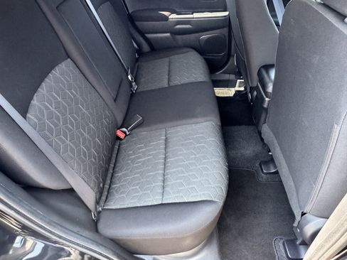 Used 2025 Mitsubishi Outlander Sport AWD image 16