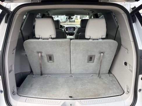 Used 2018 GMC Acadia SLT FWD image 10