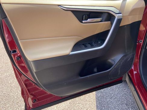 Used 2024 Toyota RAV4 XLE Premium FWD image 15