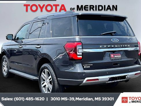 Used 2024 Ford Expedition Limited AWD/4WD image 2