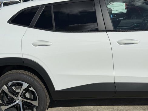 New 2026 Chevrolet Trax RS w/ Driver Confidence Package image 9