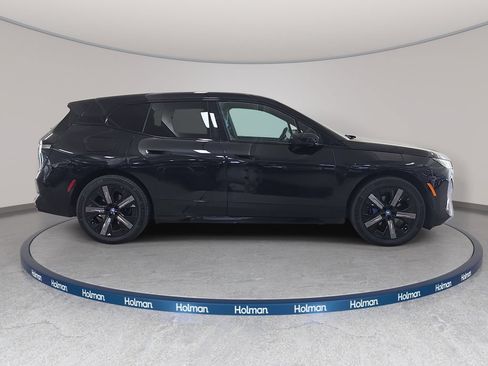 Used 2024 BMW iX xDrive50 w/ Premium Package AWD/4WD image 6