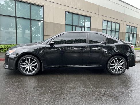 Used 2014 Scion tC FWD image 6