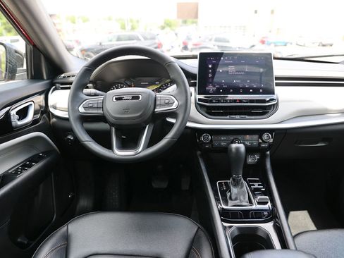 Used 2024 Jeep Compass Limited w/ Sun and Sound Group AWD/4WD image 15