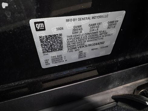 Used 2024 Chevrolet Traverse LS AWD/4WD image 39