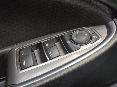 Used 2019 Chevrolet Malibu LT FWD image 27