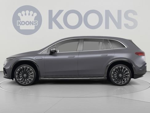 Used 2023 Mercedes-Benz EQS 580 4MATIC SUV image 2