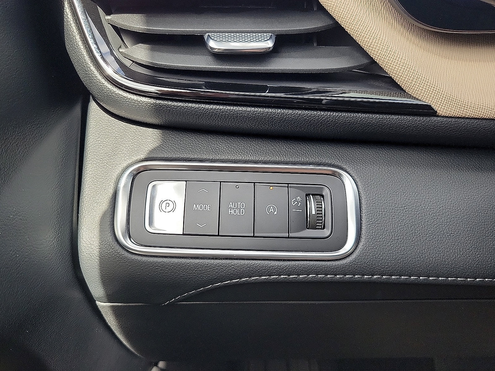 Used 2026 Buick Enclave Preferred w/ Power Package FWD image 15