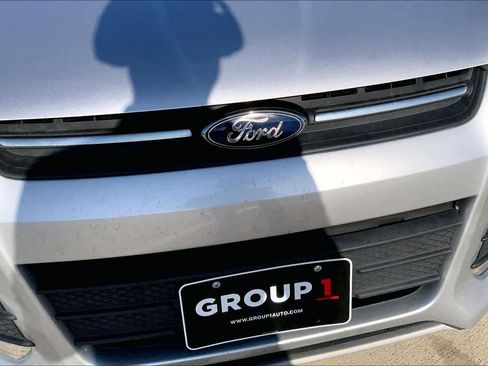 Used 2015 Ford Escape SE image 29