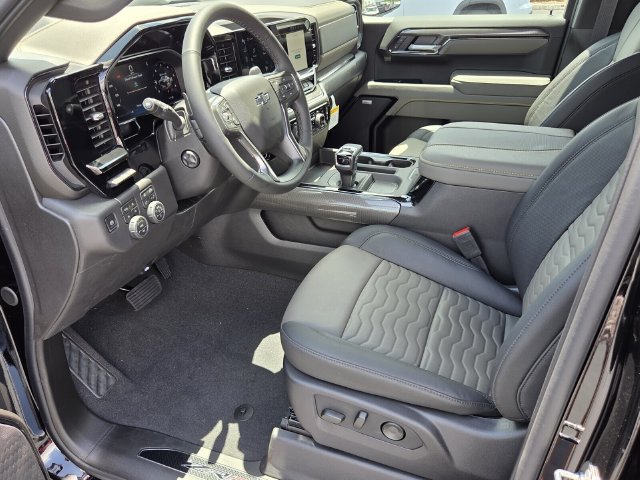 New 2026 Chevrolet Silverado 1500 ZR2 AWD/4WD image 6
